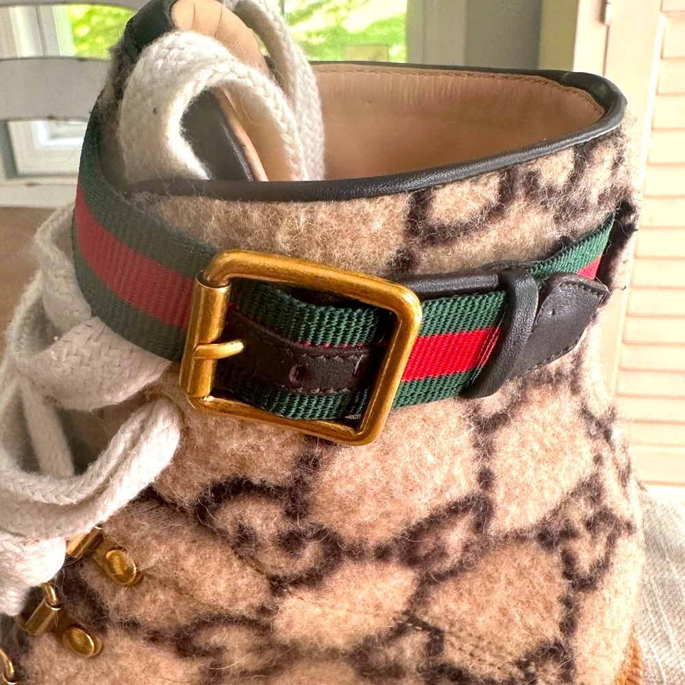 ❤️🔥❤️🔥SOLD❤️🔥❤️🔥Gucci GG Monogram wool Cream and Brown ankle boots - Picture 7 of 17